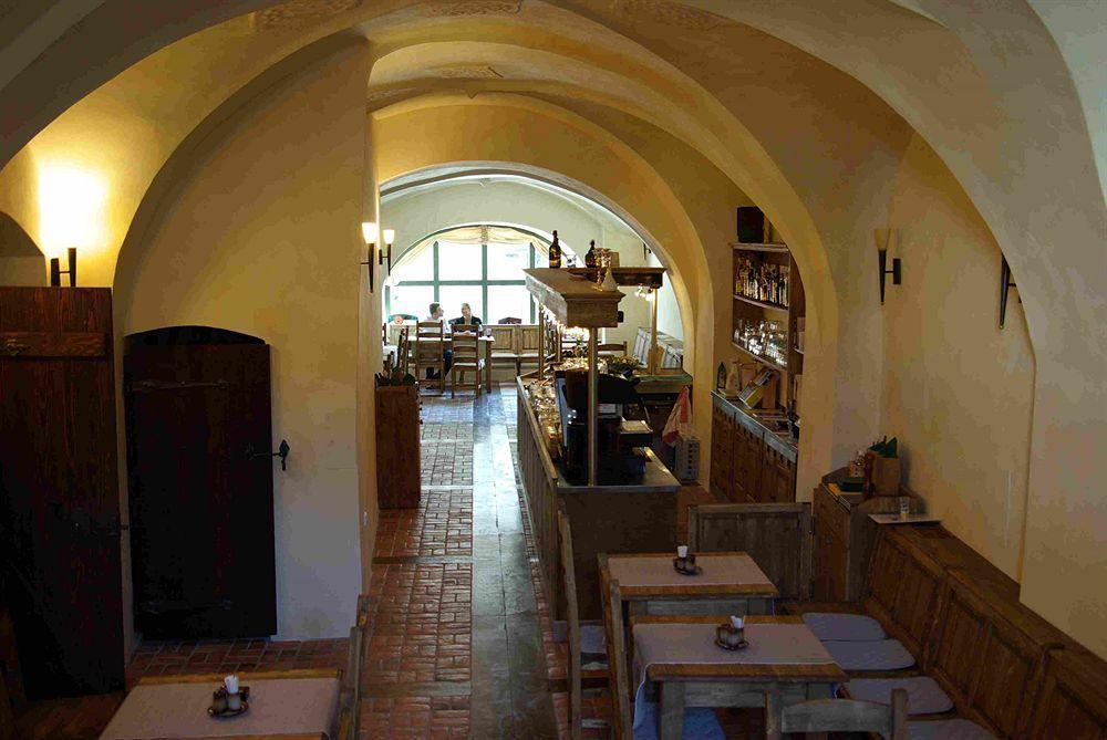 Hotel Opat Kutna Hora Restoran gambar